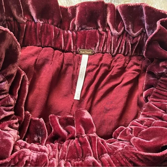 Velvet High Waisted Free People Shorts w Pockets